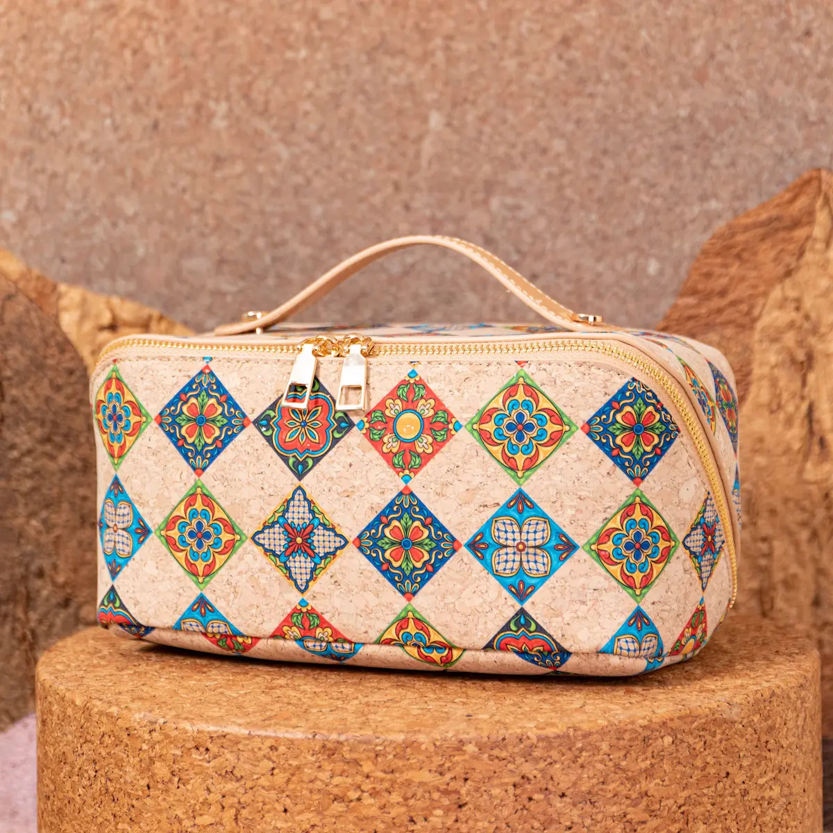 Hcork_Diamond_Mosaic_Cork_Travel_Cosmetic_Bag_and_Makeup_Organizer