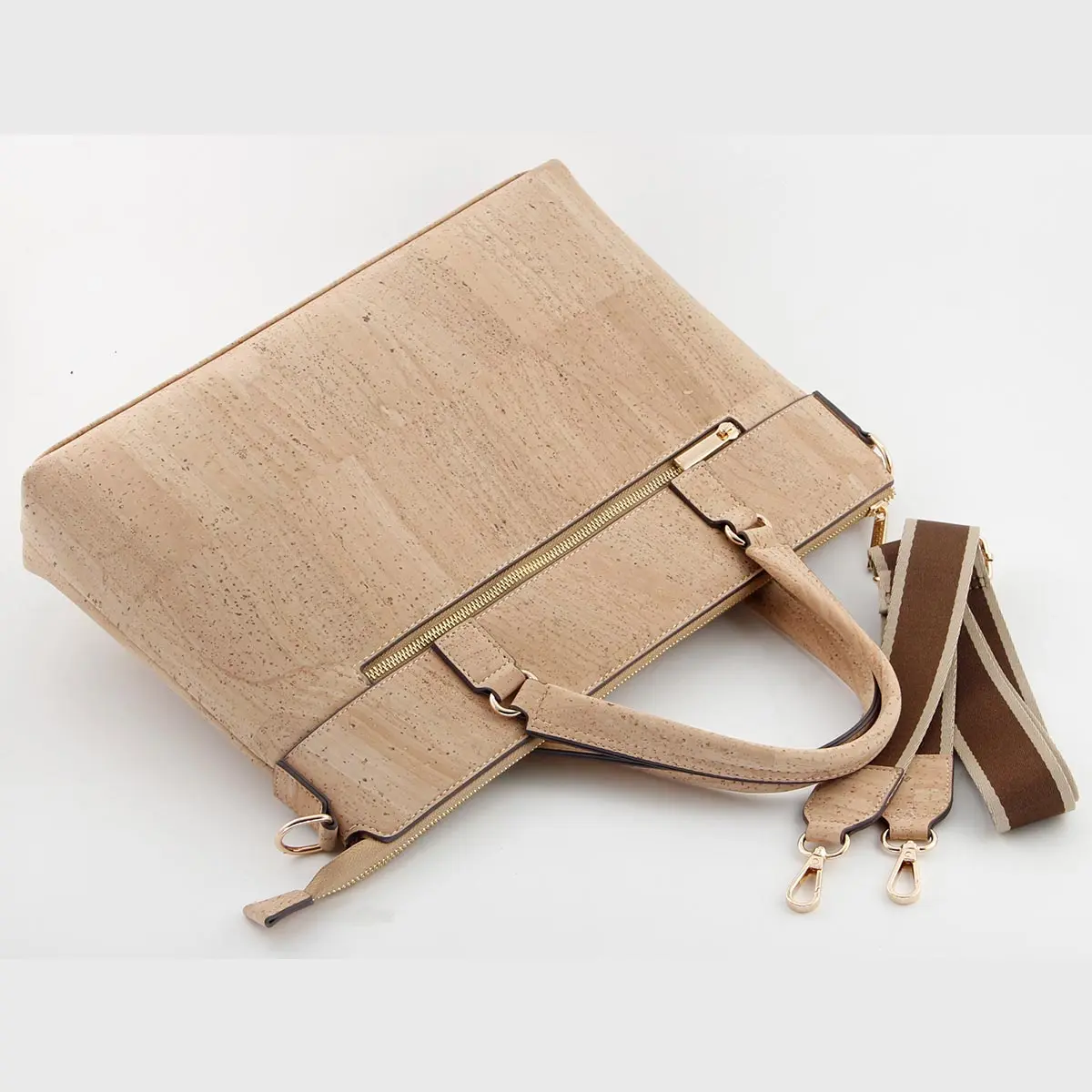 Premium Men's Cork Briefcase - Professional Vegan Business Laptop Bag 4 Premium Men's Cork Briefcase - Professional Vegan Business Laptop Bag - Image 4