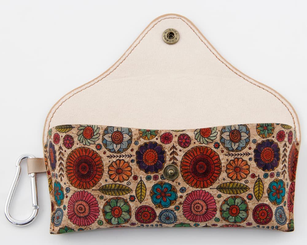 Portable Hard Shell Cork Glasses Case - Protective Sunglasses Carrier with Carabiner 6 Portable Hard Shell Cork Glasses Case - Protective Sunglasses Carrier with Carabiner - Image 6