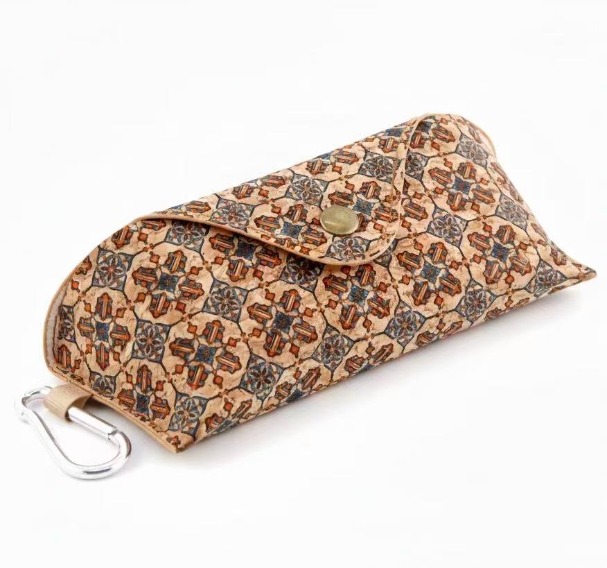 Portable Hard Shell Cork Glasses Case - Protective Sunglasses Carrier with Carabiner 1 Hard Shell Cork Glasses Case