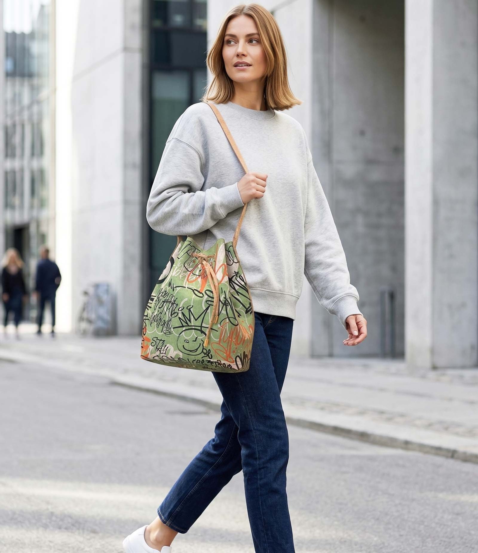 Premium Natural Cork Drawstring Bucket Bag – Minimalist & Art-Inspired Series 15 Premium Natural Cork Drawstring Bucket Bag – Minimalist & Art-Inspired Series - Image 15
